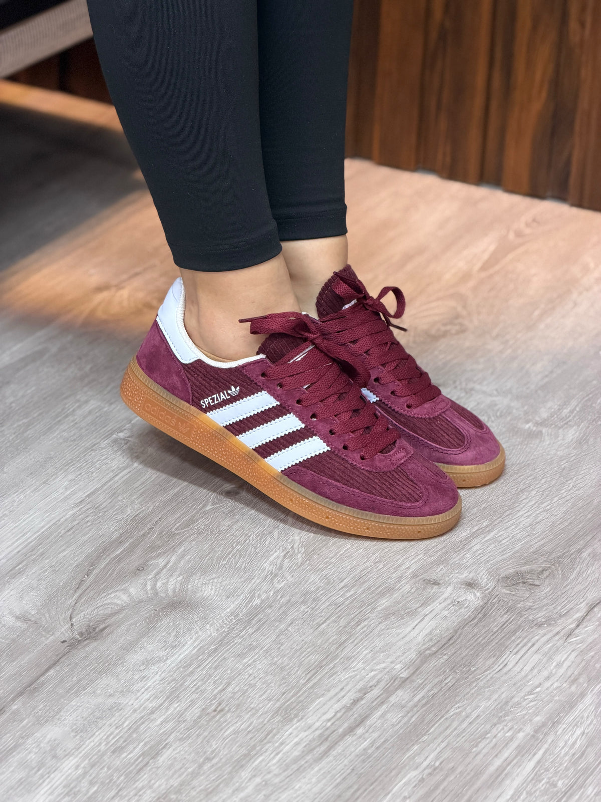 ADIDAS SPEZIAL