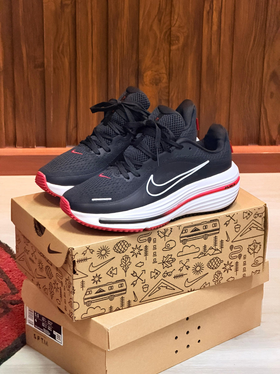 NIKE ZOOM