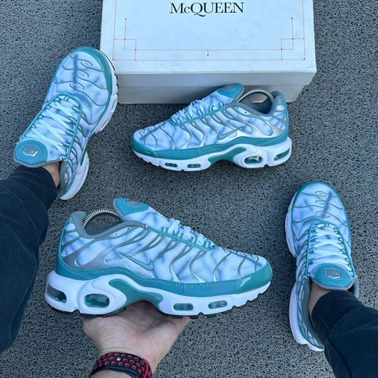 NIKE TN