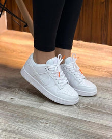 NIKE SB DUNK BLANCO NARANJA