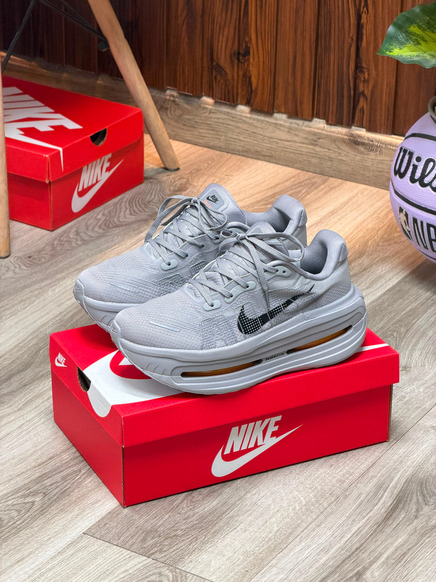NIKE VOMERO PREMIUM