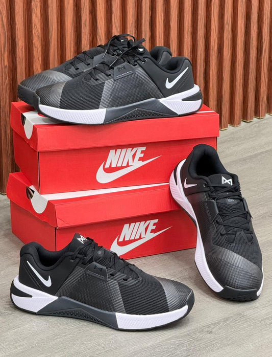 NIKE METCON 10