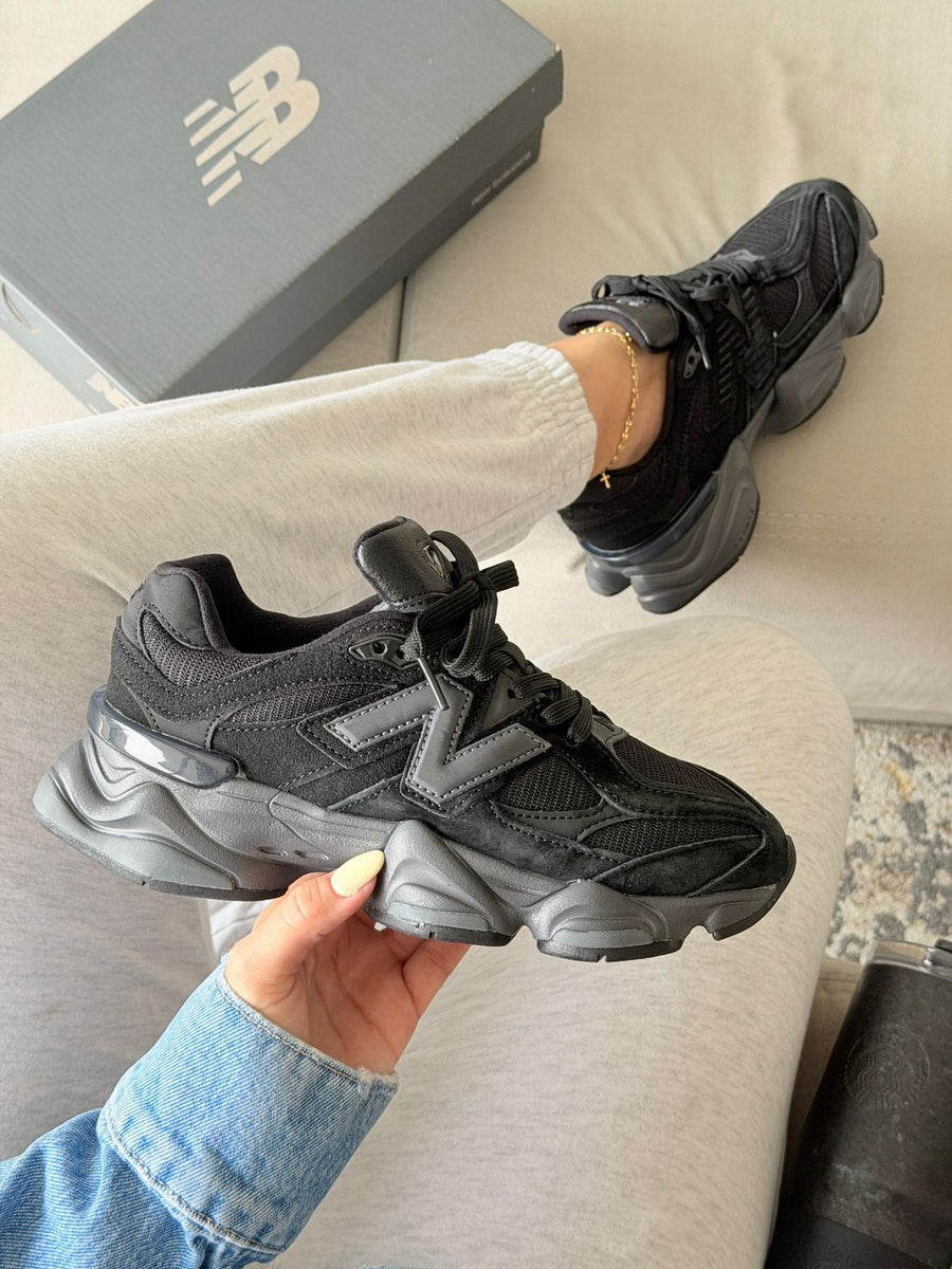 NEW BALANCE 9060 NEGRO