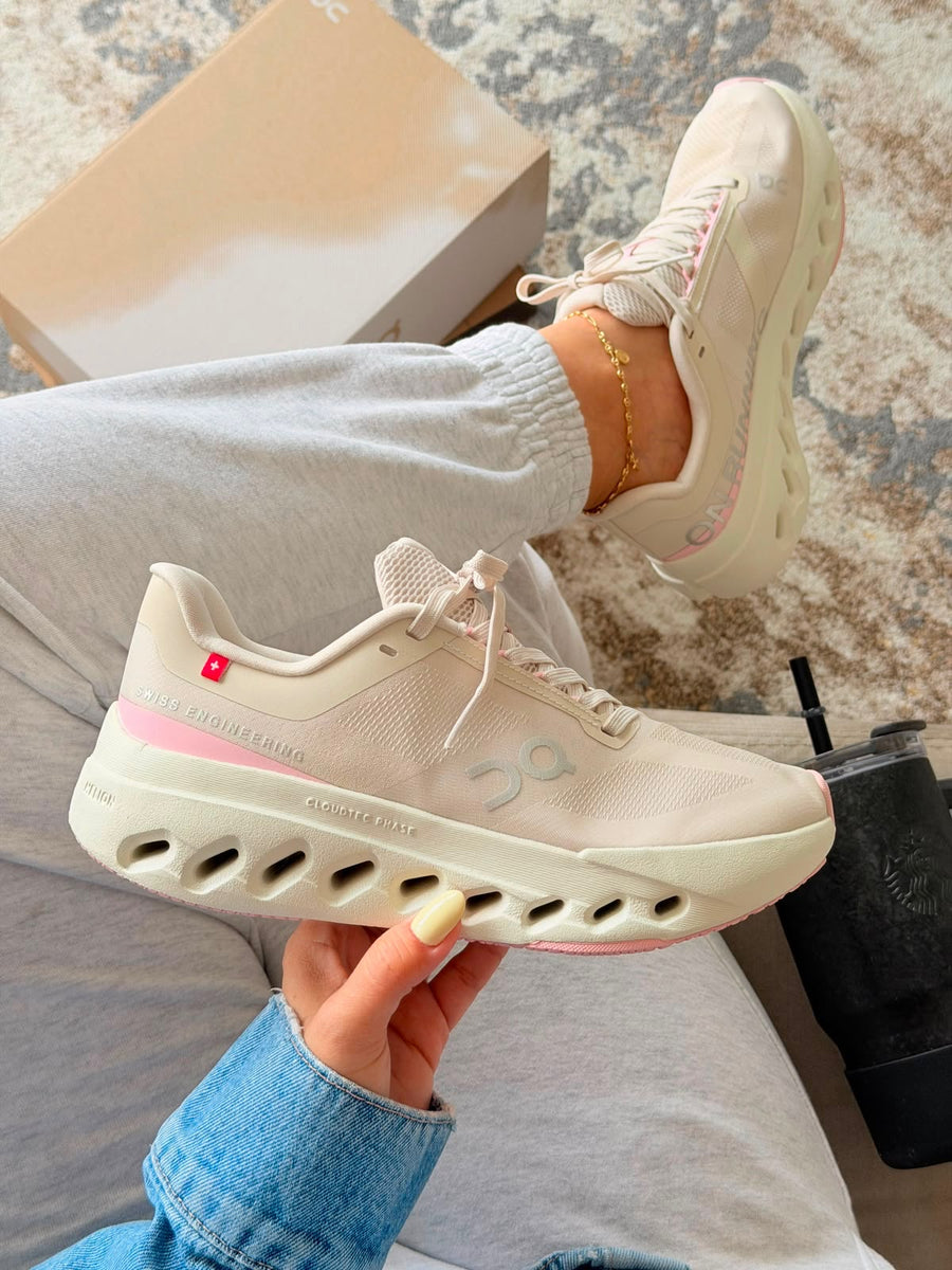 ON CLOUD ROSA