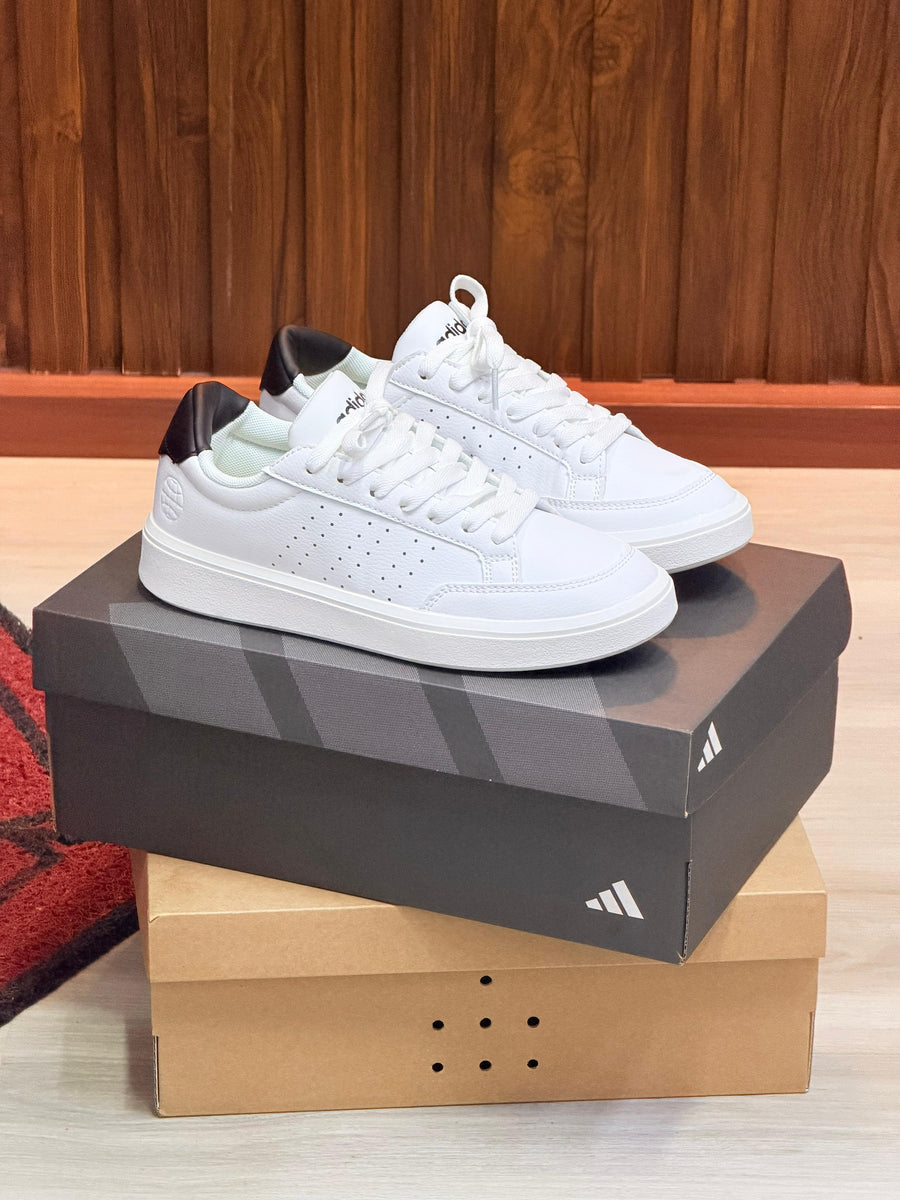 ADIDAS COURT NOVA