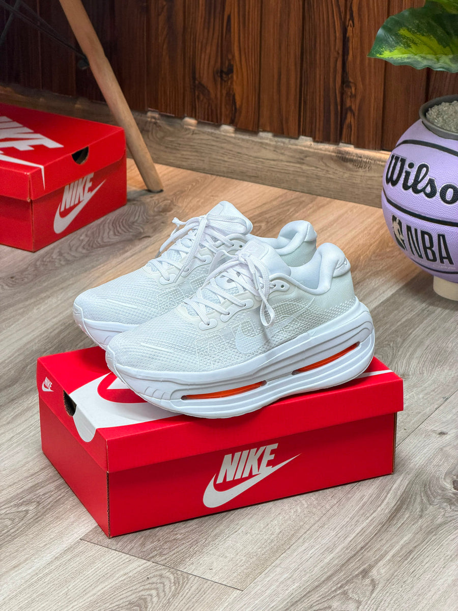 NIKE VOMERO PREMIUM