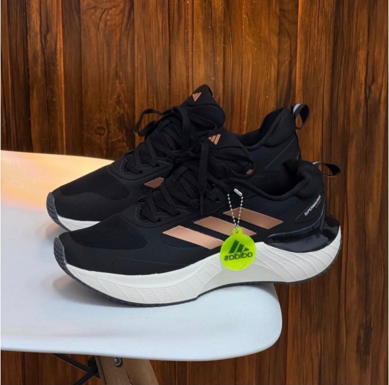 ADIDAS SUPERMAGMA