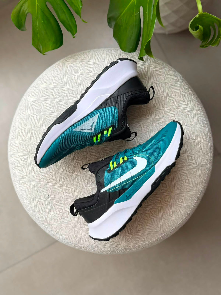 NIKE ZOOM JUNIPER TRAIL