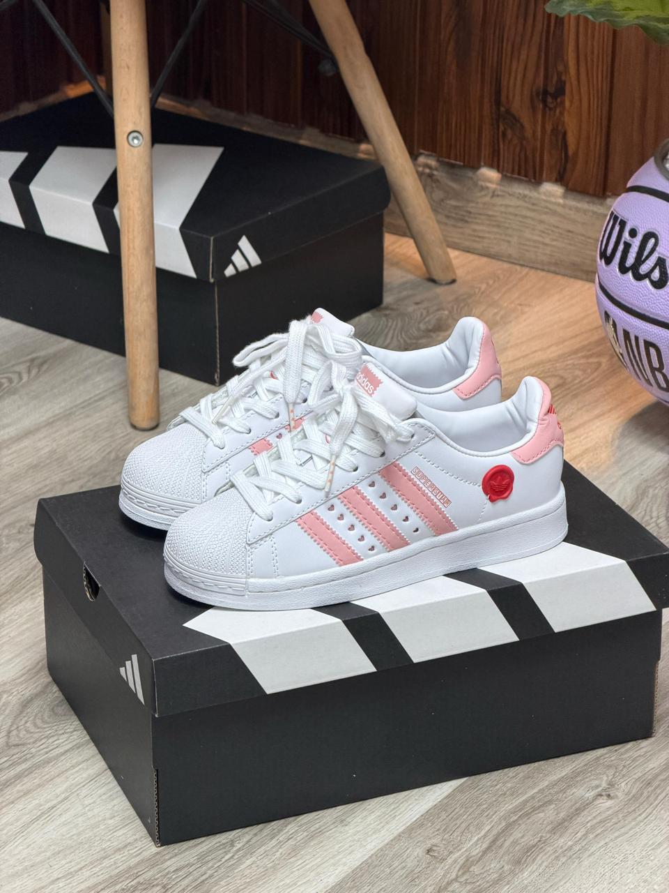 ADIDAS SUPERSTAR