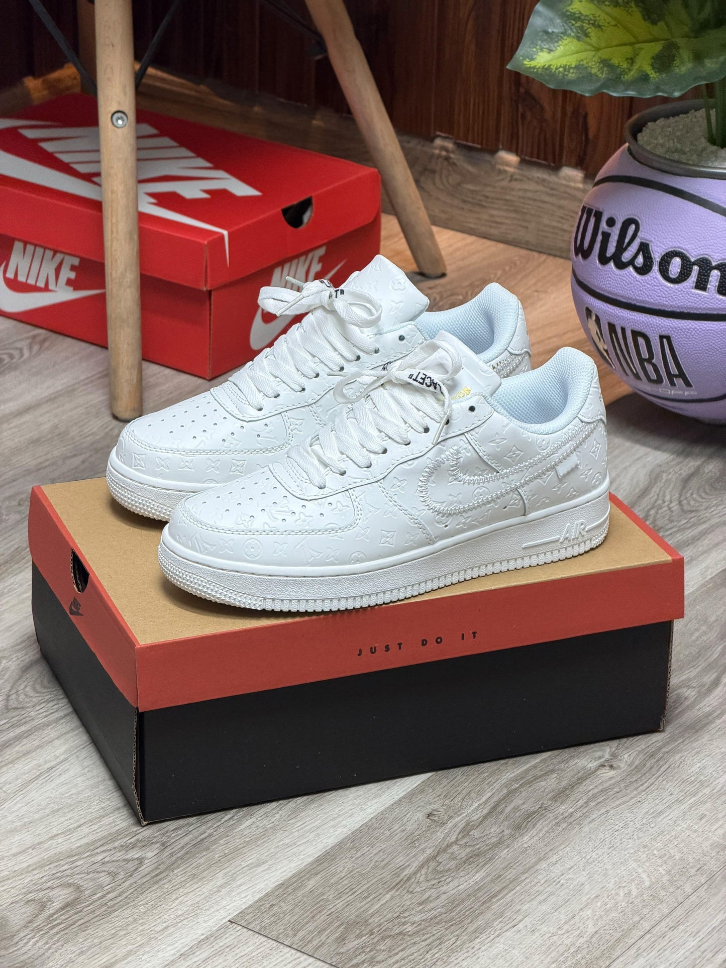 NIKE AF1 LOUIS VUITTON