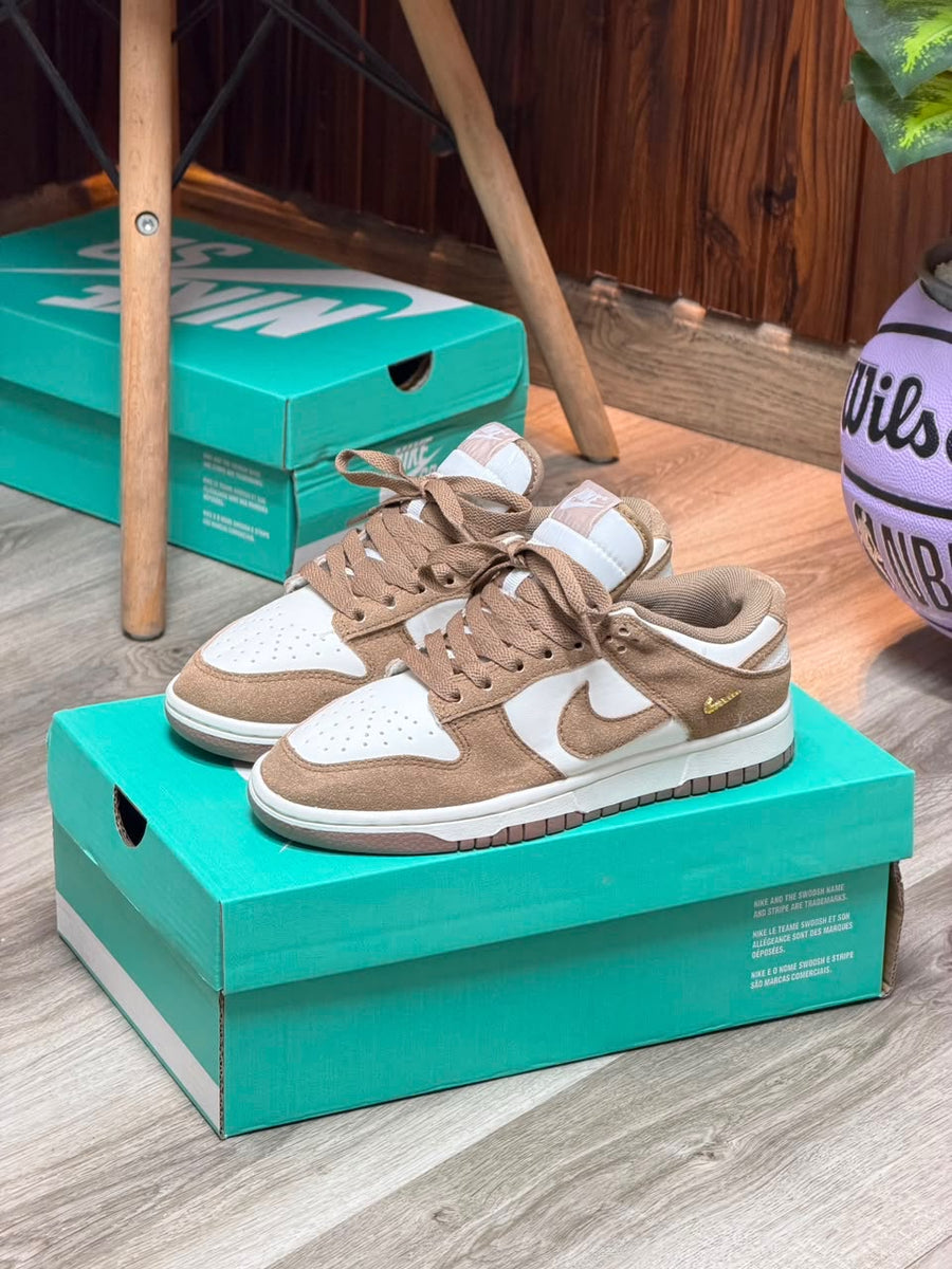 NIKE SB DUNK