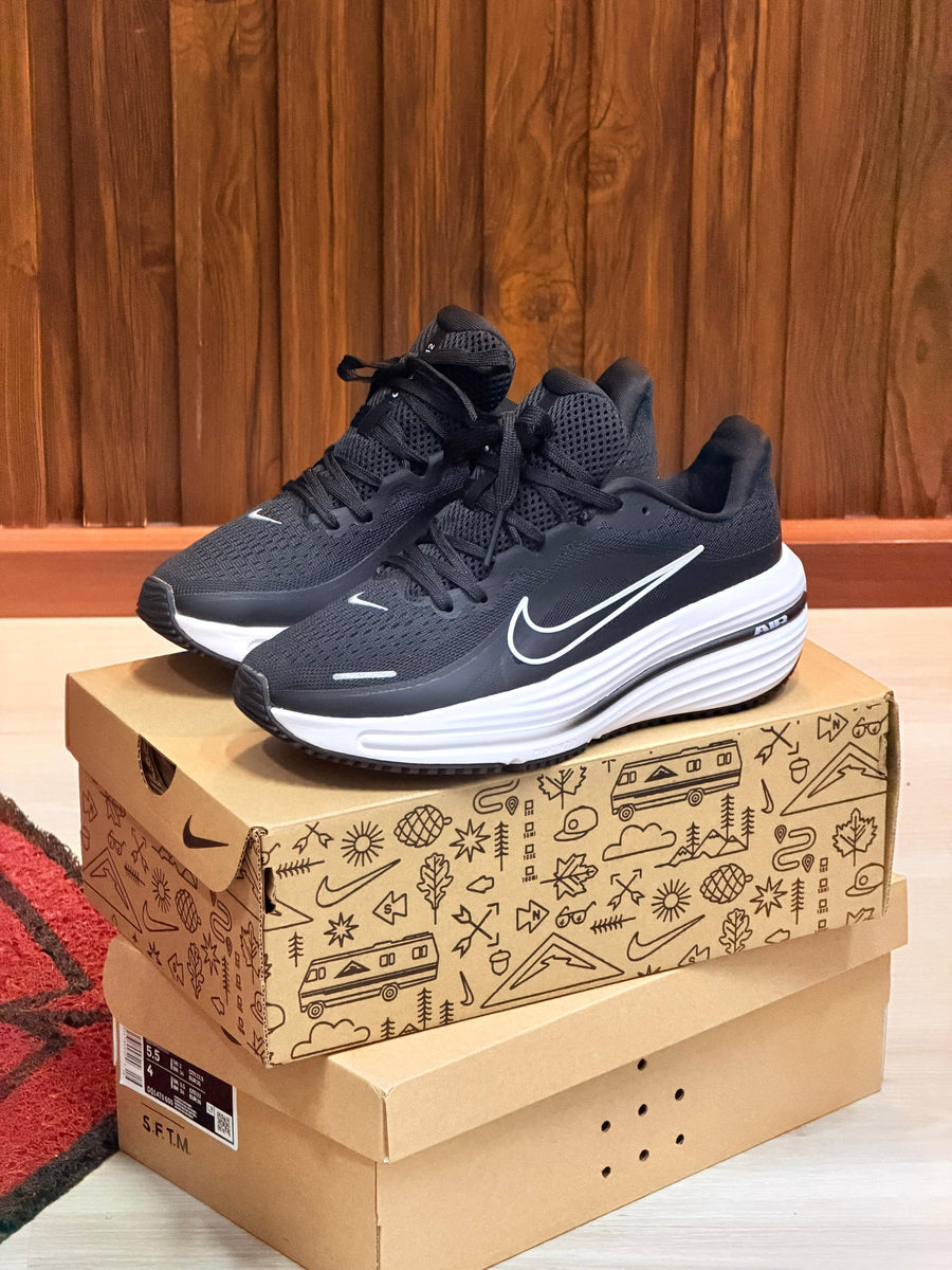 NIKE ZOOM