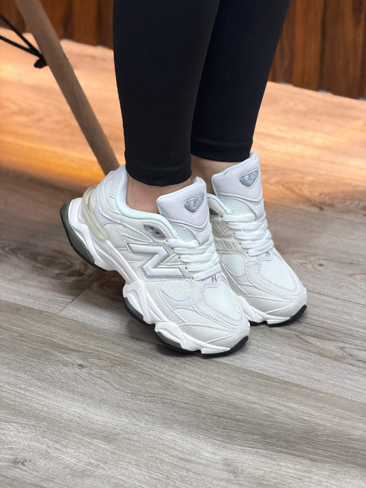NEW BALANCE 9060 BLANCO