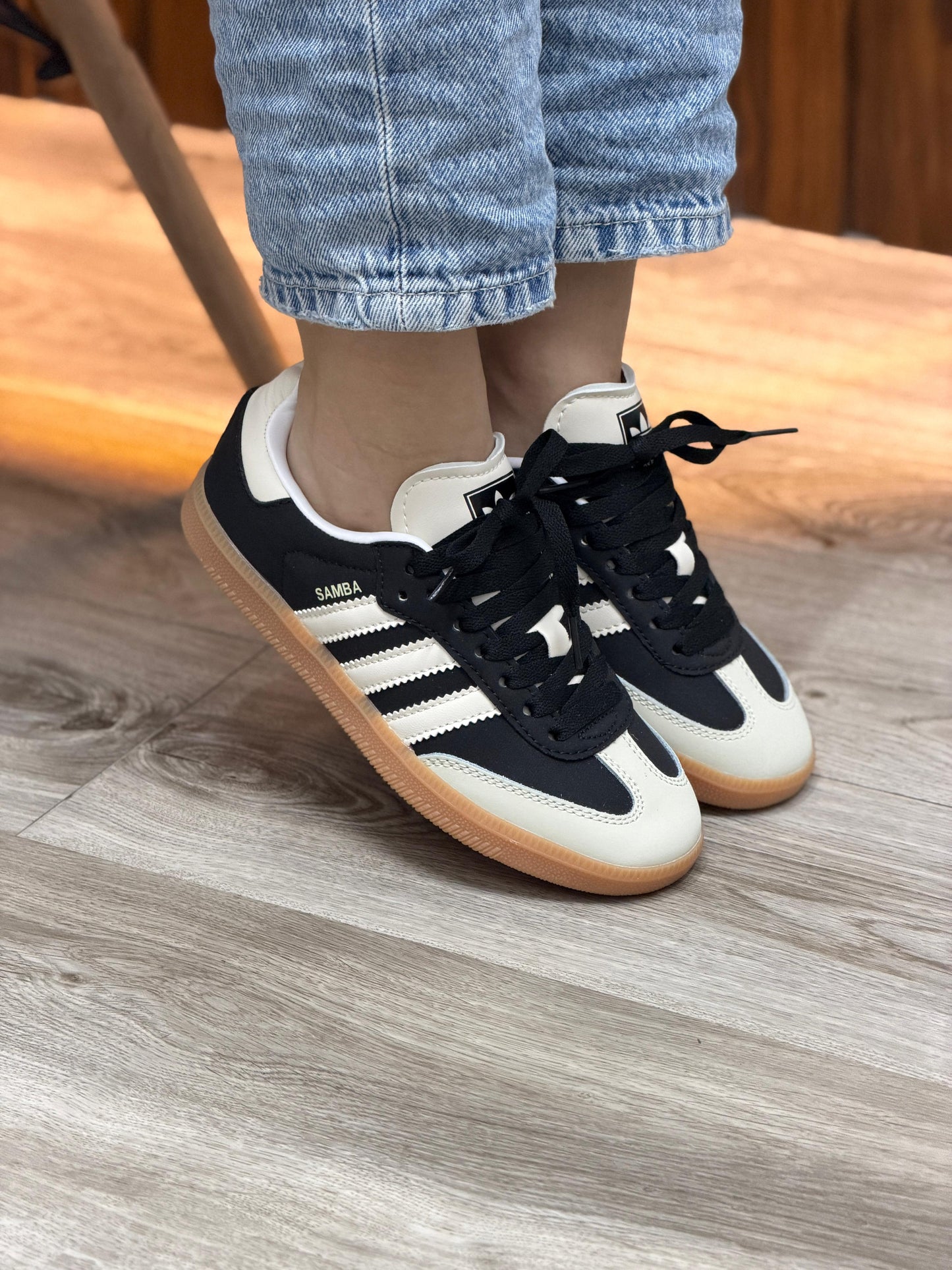 ADIDAS SAMBA
