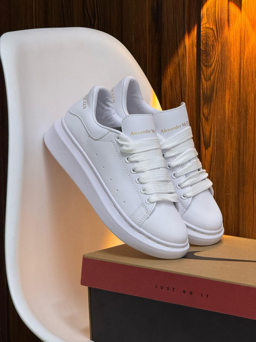 ALEXANDER MCQUEEN